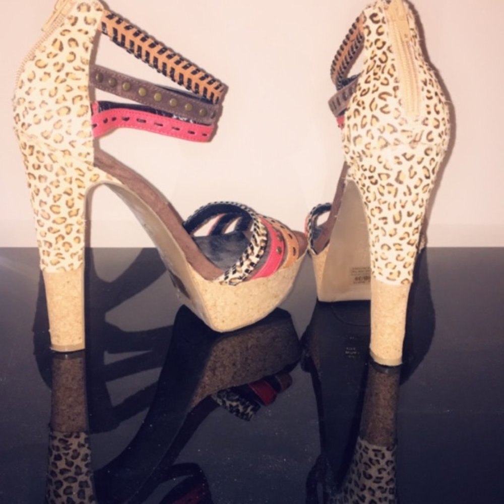 Jessica Simpson sexy jungle cork heeled sandal - Picture 3 of 7